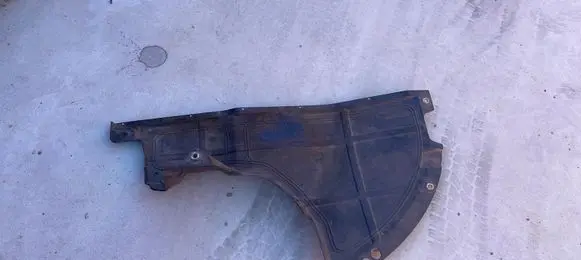 Engine splash shield/under tray