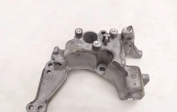 Peugeot 3008 II Generator/alternator bracket 9808696680