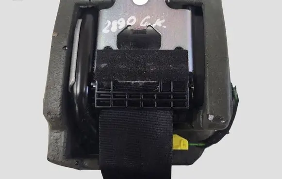 Volvo V40 Rear seatbelt P31292072 1P619885900G 1T14141081020