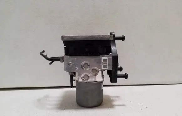 Mercedes-Benz EQC ABS Pump A2939009100