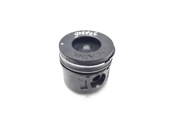 Citroen Dispatch II Piston RHK DW10UTED4