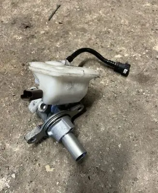 Peugeot 308 Master brake cylinder 0204254242
