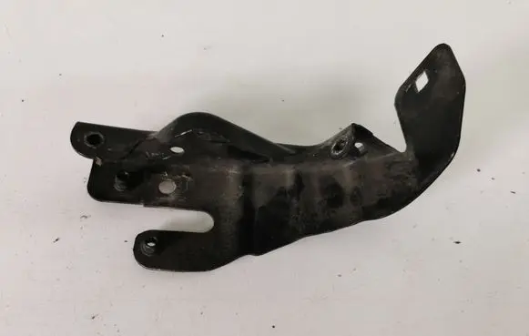 Mercedes-Benz E W211 Other engine bay part