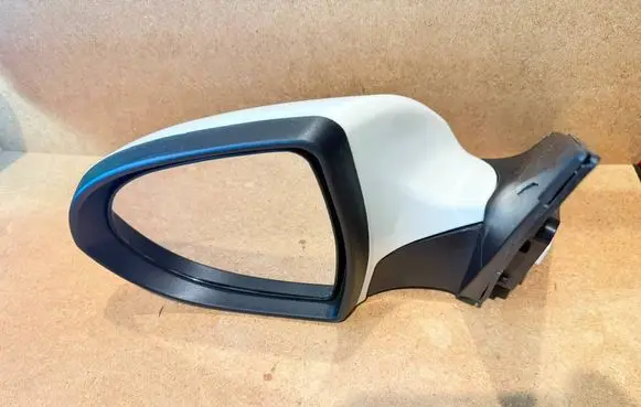 KIA Sportage Front door electric wing mirror 876103W211