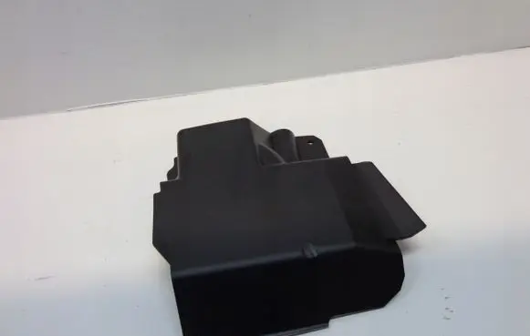 Ford C-MAX I Fuse box cover 12B667