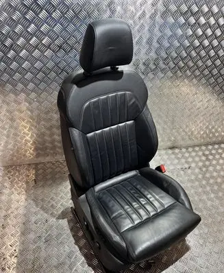Skoda Superb B8 (3V) Front passenger seat VW25439
