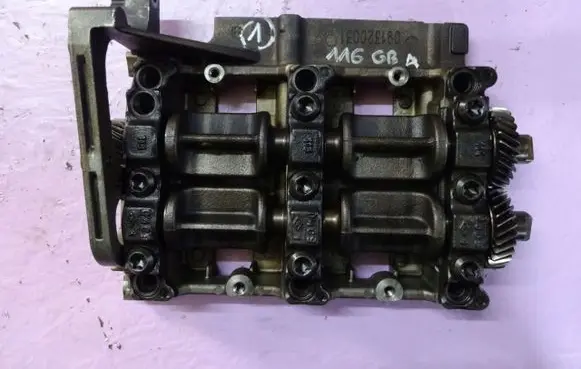BMW 1 E81 E87 Oil pump N43B20A