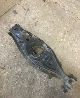Mercedes-Benz E W210 Rear upper control arm/wishbone
