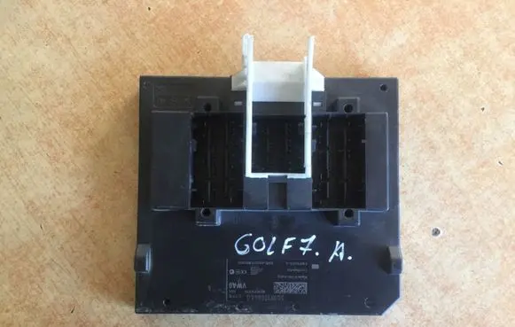 Volkswagen Golf VII Comfort/convenience module 5Q0937084AQ