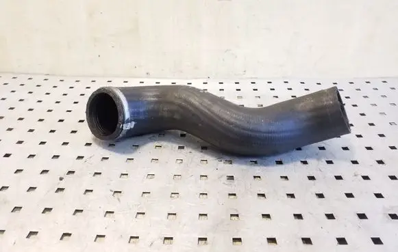 Volvo XC70 Intercooler hose/pipe