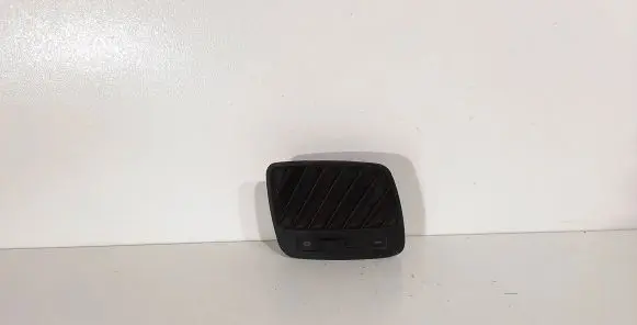 Audi A6 S6 C5 4B Dash center air vent grill 4B0819793