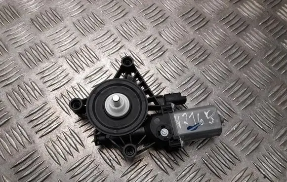 Opel Astra L Rear door window regulator motor 9829048380