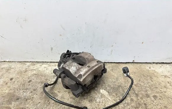 Mercedes-Benz GLC C253 Rear brake caliper A2534231098