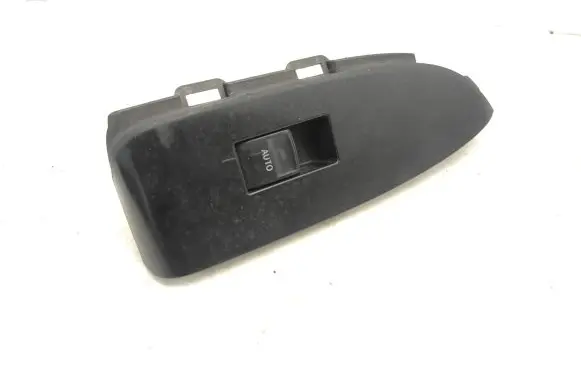 Toyota Prius (XW30) Electric window control switch 7423147110