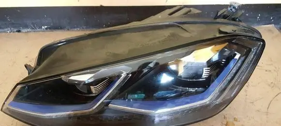 Volkswagen Golf VII Headlight/headlamp 5G1941081B