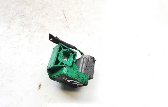 Renault Laguna III Airbag deployment crash/impact sensor 477030002 08168