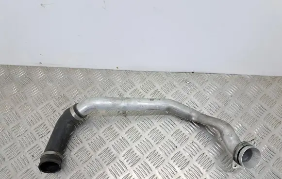 BMW 5 F10 F11 Engine coolant pipe/hose 7583939