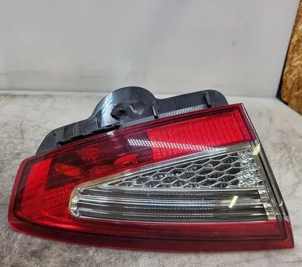 Ford Mondeo MK IV Tailgate rear/tail lights BS7113A603BE