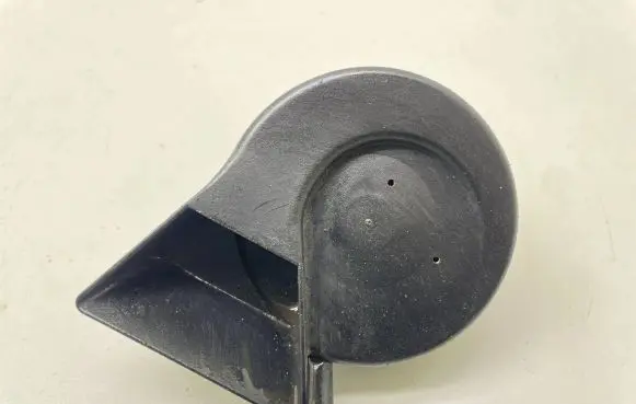Audi A4 S4 B7 8E 8H Horn signal E1000233