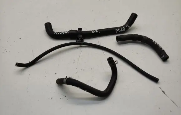Nissan Murano Z50 Breather/breather pipe/hose 35704 15704