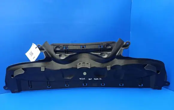 Mercedes-Benz E W211 Other engine bay part A2118800336