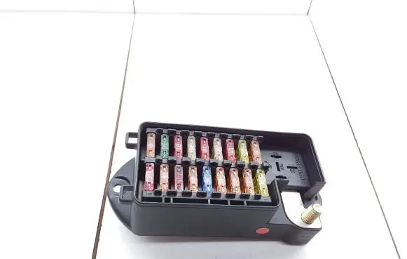 Jaguar XJ X308 Fuse module LNC2800BC 184633120500