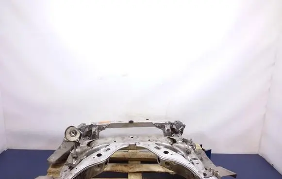 BMW 7 F01 F02 F03 F04 Front subframe