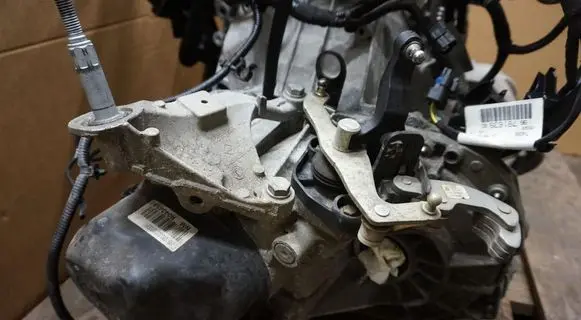 Renault Megane IV Manual 5 speed gearbox JR5-070