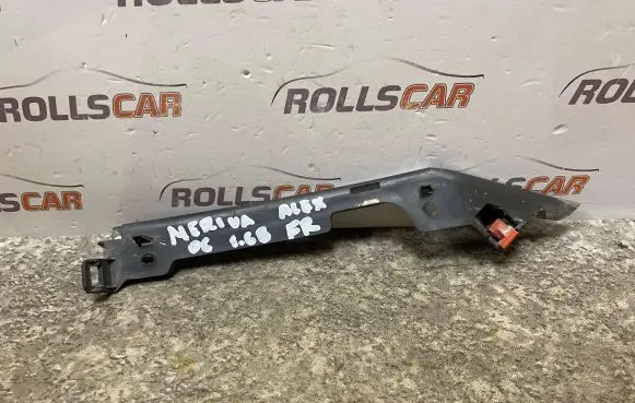 Opel Meriva A Front bumper mounting bracket 93393092 460029937