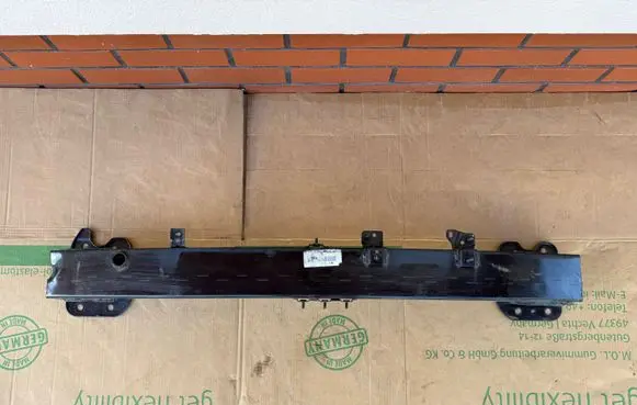 Hyundai Tucson IV NX4 Front bumper support beam 