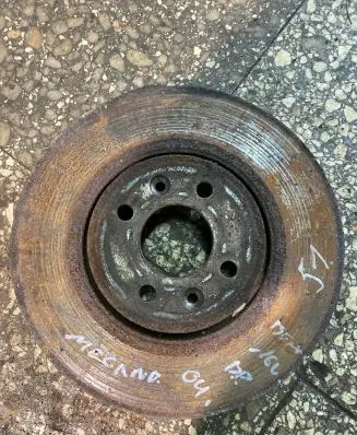 Renault Megane III Front brake disc