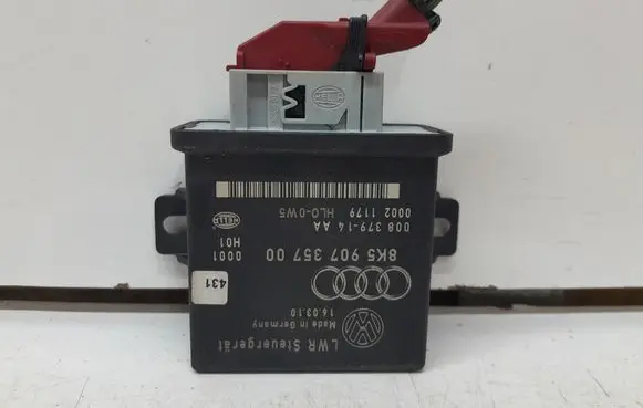 Audi A4 S4 B8 8K Light module LCM 8K590735700