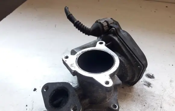 Audi A4 S4 B7 8E 8H EGR valve 03G131501R
