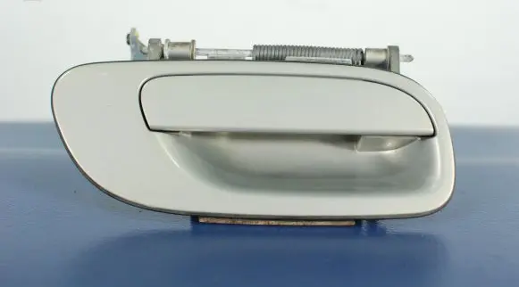 Volvo V70 Front door exterior handle