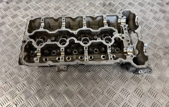 BMW X5M E70 Engine head 7586182