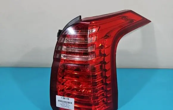 Peugeot 5008 Rear/tail lights 9672666680 IMPRK1386176