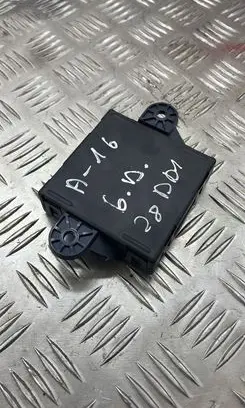 Mercedes-Benz C W204 Door control unit/module A2048702626