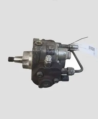 Opel Astra J Fuel injection high pressure pump 55586500 HU2940001012