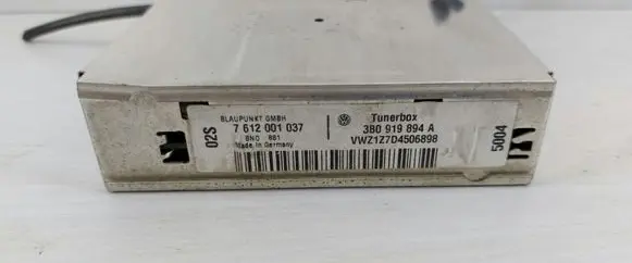 Audi A6 S6 C5 4B GPS navigation control unit/module 3B0919894A 7612001037