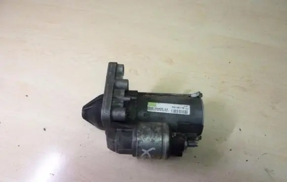 Citroen C3 Picasso Starter motor 9688268480 VD2273