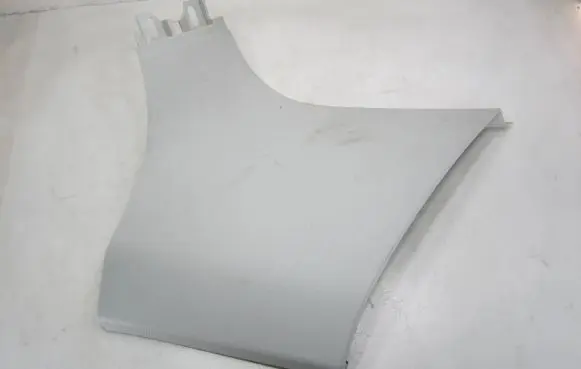 (D)pillar trim (top)