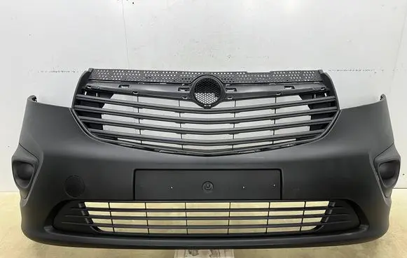 Opel Vivaro Front bumper 620228716R