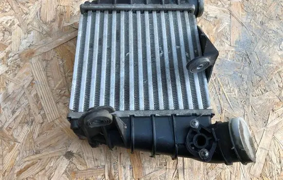 Skoda Roomster (5J) Intercooler radiator 6Q0145804A