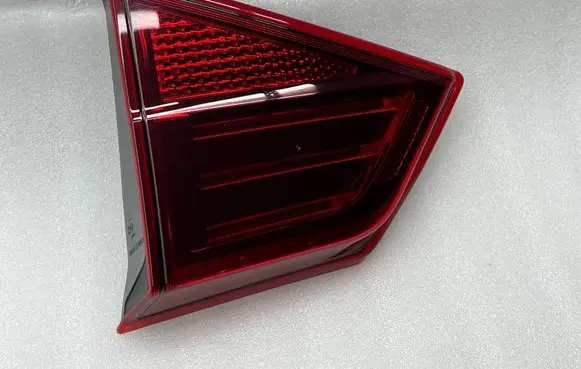 Suzuki Vitara (LY) Tailgate rear/tail lights