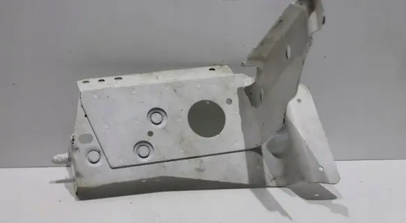 Volkswagen Transporter - Caravelle T6 Battery tray heat shield 5T5T67H0
