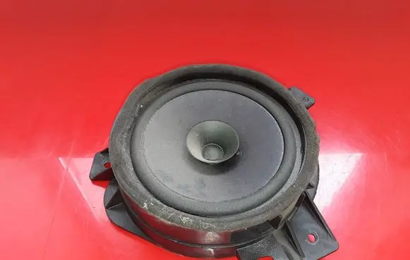 Mitsubishi Grandis Rear door speaker MR986444 EAS16P651BL6