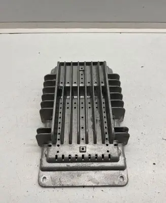 Maserati Quattroporte Sound amplifier 447009 447010Q3 190939