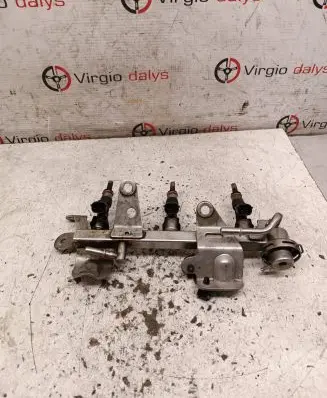 Dacia Sandero II Fuel injectors set 175201470R 20161216