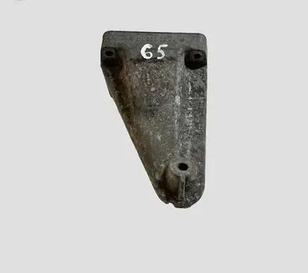 Mercedes-Benz C W203 Engine mounting bracket A6112230804