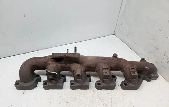 Exhaust manifold